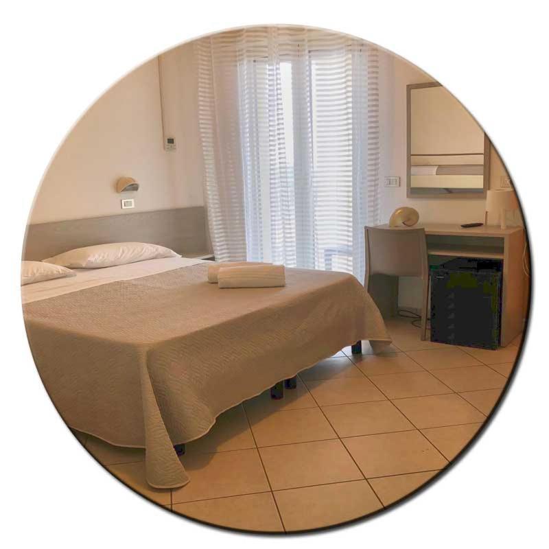 קרביה Hotel Amedea מראה חיצוני תמונה