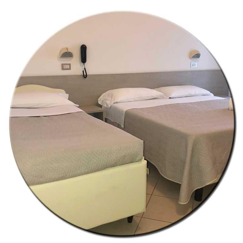 קרביה Hotel Amedea מראה חיצוני תמונה