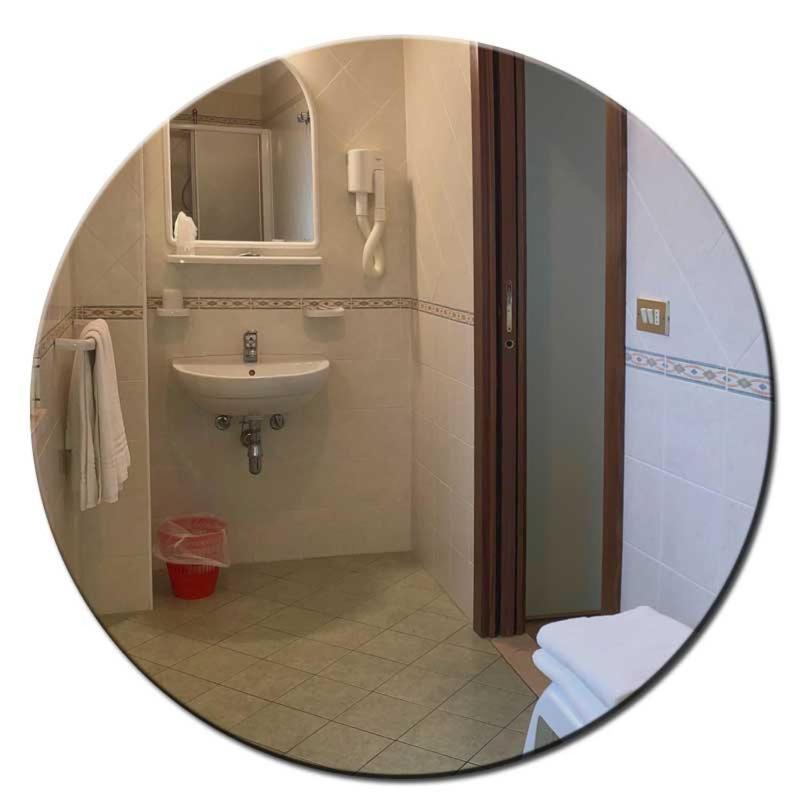 קרביה Hotel Amedea מראה חיצוני תמונה
