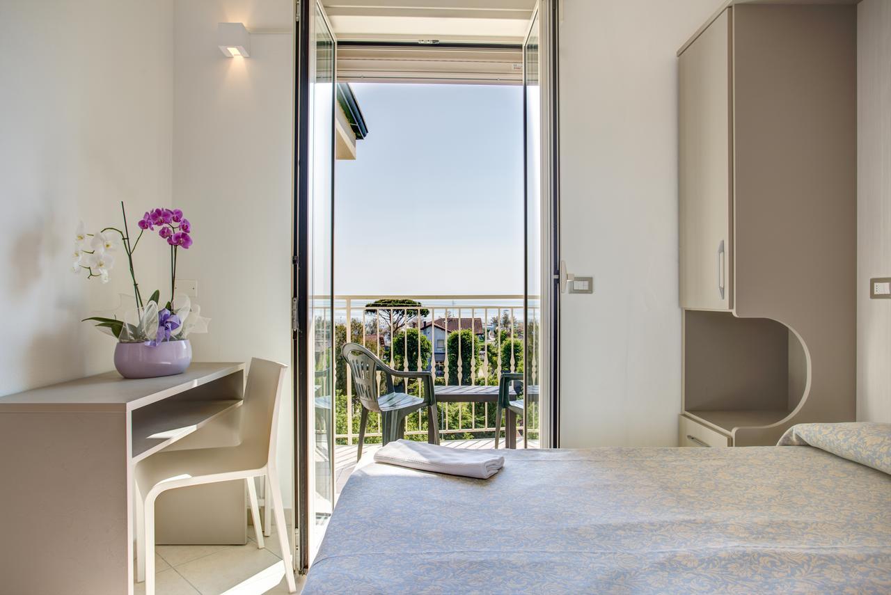 קרביה Hotel Amedea מראה חיצוני תמונה