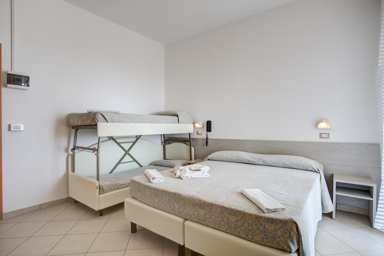 קרביה Hotel Amedea מראה חיצוני תמונה